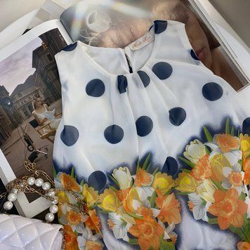 Блузка для дівчинки у горох з великими квітами Білий 870 870 фото