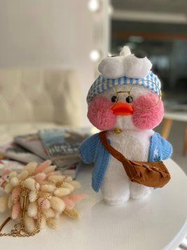 Іграшка "Lalafanfan" з одягом (кофта, пов'язка, сумка + окуляри) Біла 6970/5 6970/5 фото